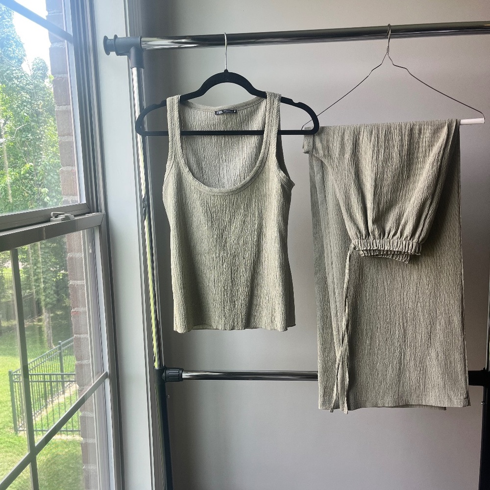 Zara Sage Set Size Small